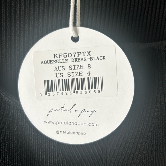 Petal & Pup Black Long Sleeve Dress Front Slit Fitting Women’s 4 - Picture 4 of 8